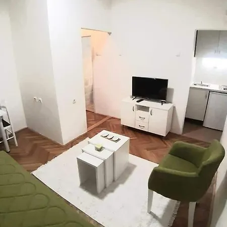 Small&cozy * Ποντγορίτσα